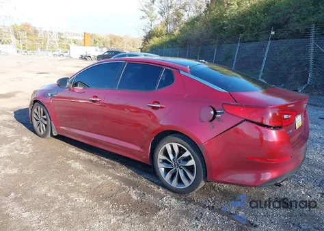 2015 Kia Optima Sx Turbo z USA, uszkodzony, nr VIN 5XXGR4A60FG399031